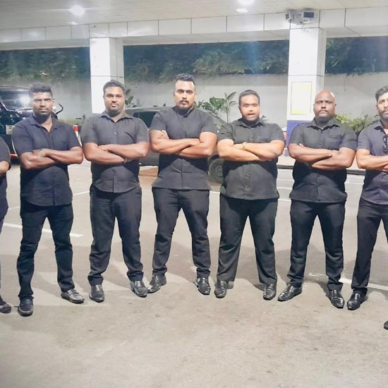 Royal Eagles Security Services (Pvt) Ltd is a premier security services provider based in Sri Lanka, committed to delivering top-tier security solutions to commercial, industrial, residential, and government establishments.
