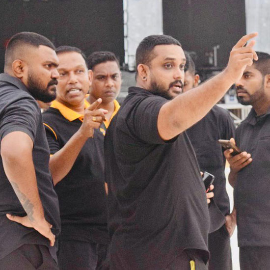 Royal Eagles Security Services (Pvt) Ltd is a premier security services provider based in Sri Lanka, committed to delivering top-tier security solutions to commercial, industrial, residential, and government establishments.