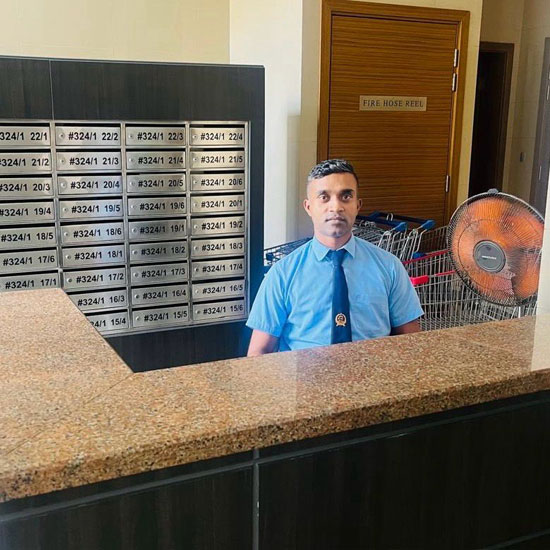 Royal Eagles Security Services (Pvt) Ltd is a premier security services provider based in Sri Lanka, committed to delivering top-tier security solutions to commercial, industrial, residential, and government establishments.