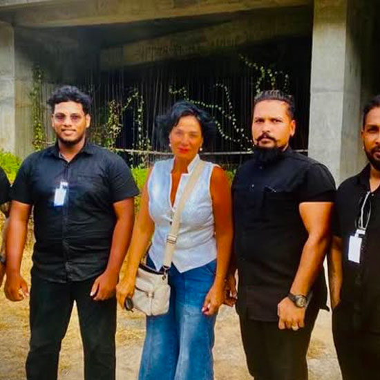Royal Eagles Security Services (Pvt) Ltd is a premier security services provider based in Sri Lanka, committed to delivering top-tier security solutions to commercial, industrial, residential, and government establishments.